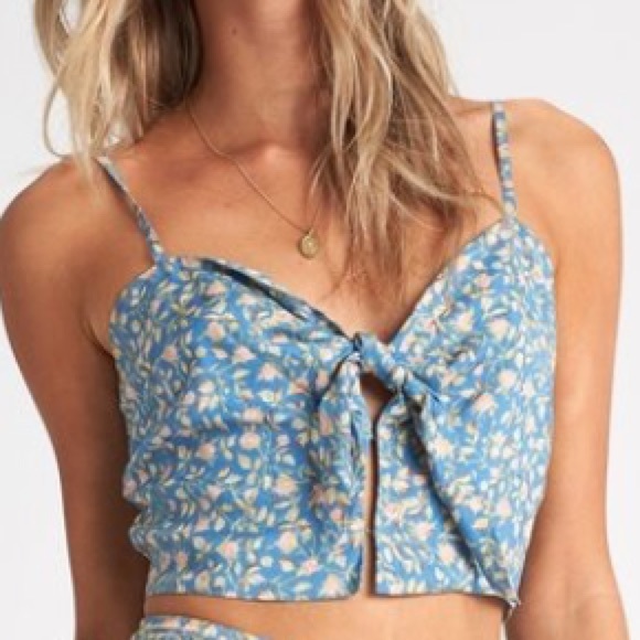 NWT Billbong Top - Picture 2 of 3